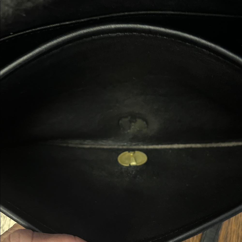 Vintage Coach Black Turnlock Crossbody | Made in USA | Restored Leather - Picture 13 of 13